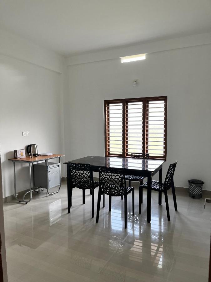 Wayanad Biriyomz Residency, Kalpatta, Low Cost Rooms And Deluxe Apartment Exterior photo