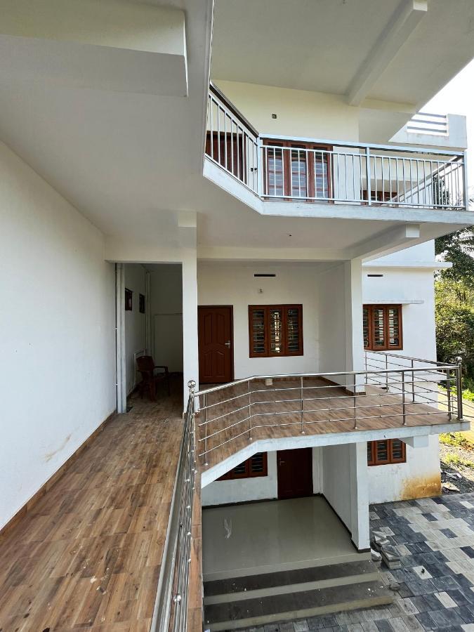 Wayanad Biriyomz Residency, Kalpatta, Low Cost Rooms And Deluxe Apartment Exterior photo