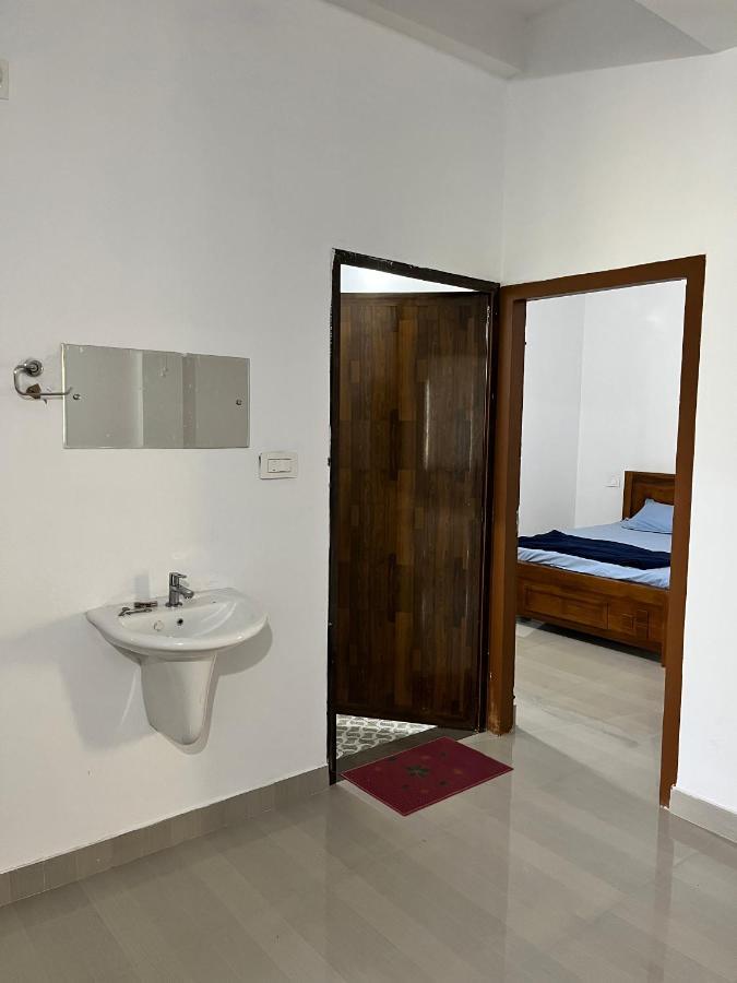 Wayanad Biriyomz Residency, Kalpatta, Low Cost Rooms And Deluxe Apartment Exterior photo